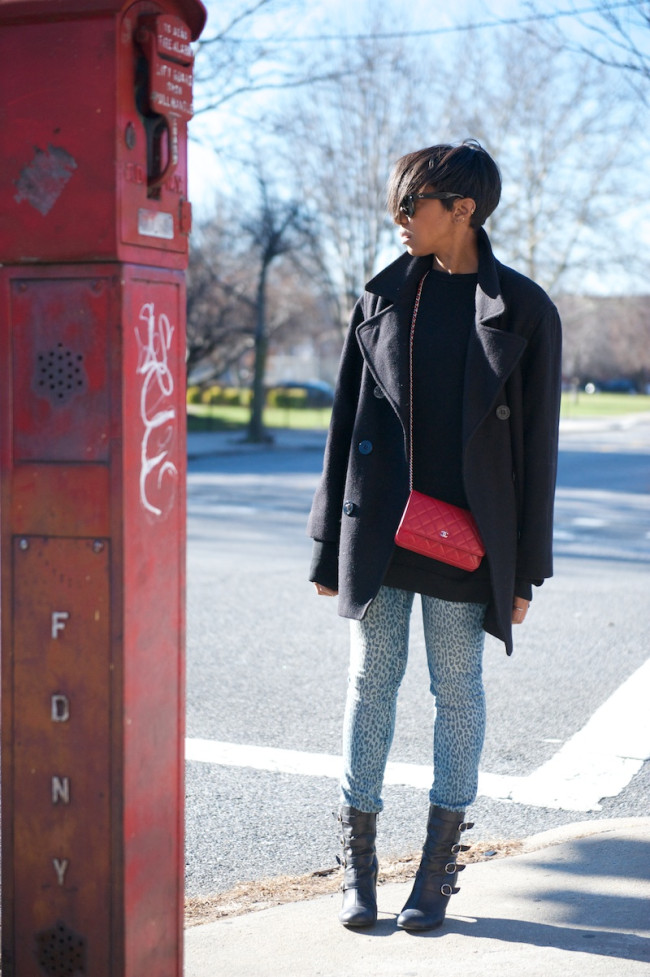 Chanel red wallet on Chain