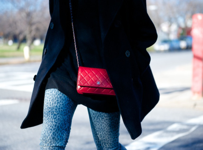 Chanel red woc