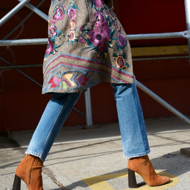 cropped denim jeans